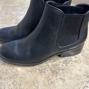 Women’s Cole Haan signature ankle boots 8M